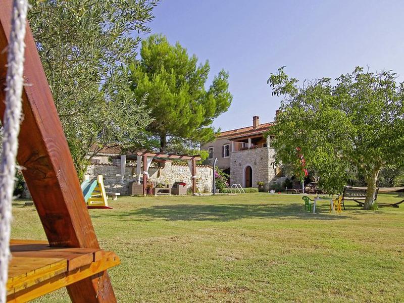 937B5A9B5D3F951F70896C0DE43DCE64