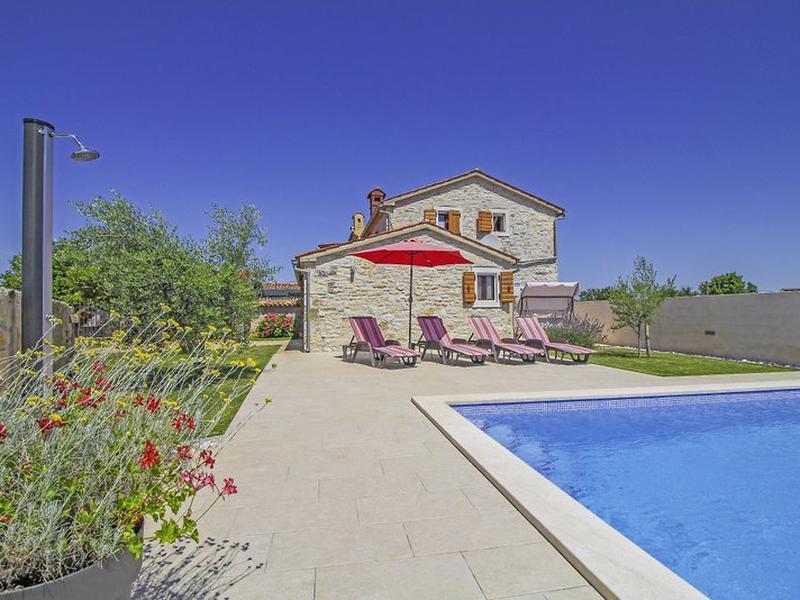 636FF1EFE05EFA3DFC28AAFB4EFFC1B5