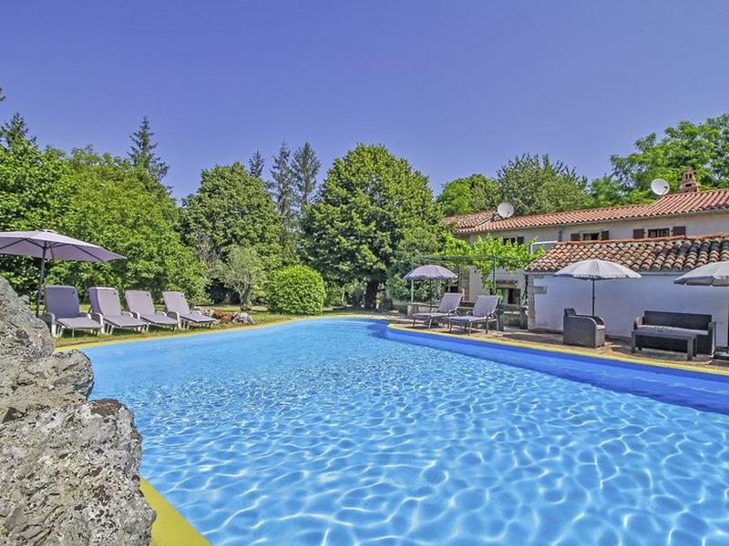 6E659885AED04CEF4A26C3198E9EEE36