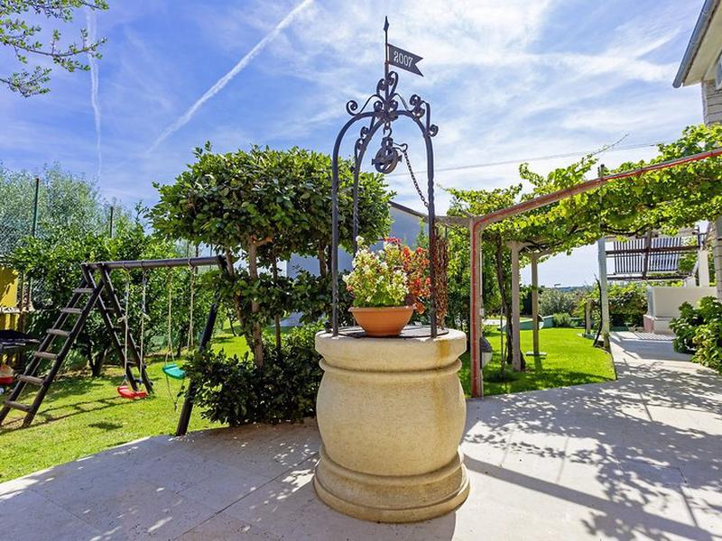 6771C13D7D4FD62138E1BE9C1BAEFF2D