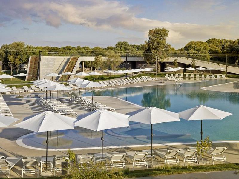 9A98BF11CF675B042F90A0961A646D56