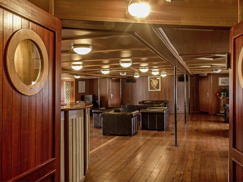 206FAEE85D771BB3221BBC63AA8F72A4