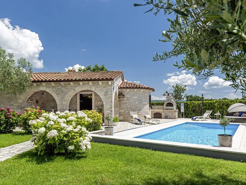 538F28D93B1AA2815151A9CE373430F2