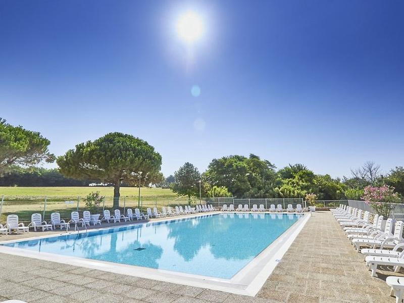 A127B27942D0AF750CFA04581524820E