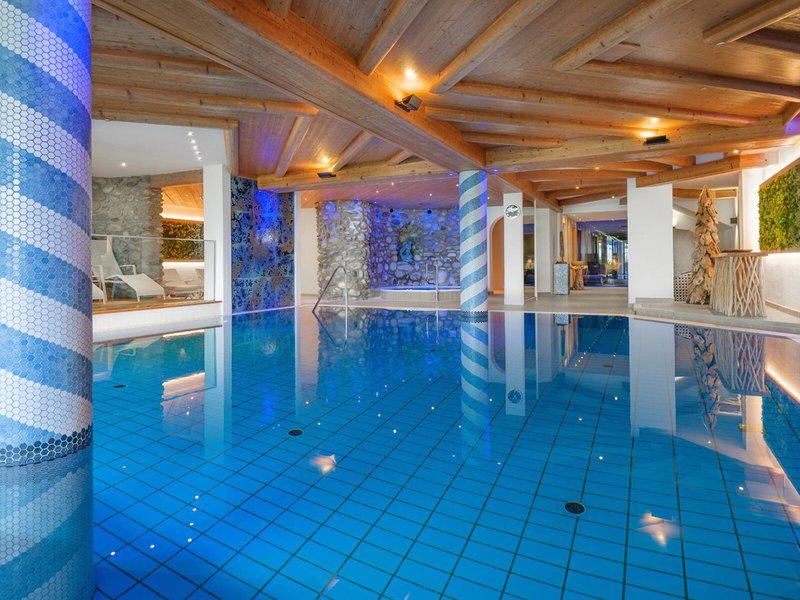 E654B5D89858EA5C9061148ECA46D573