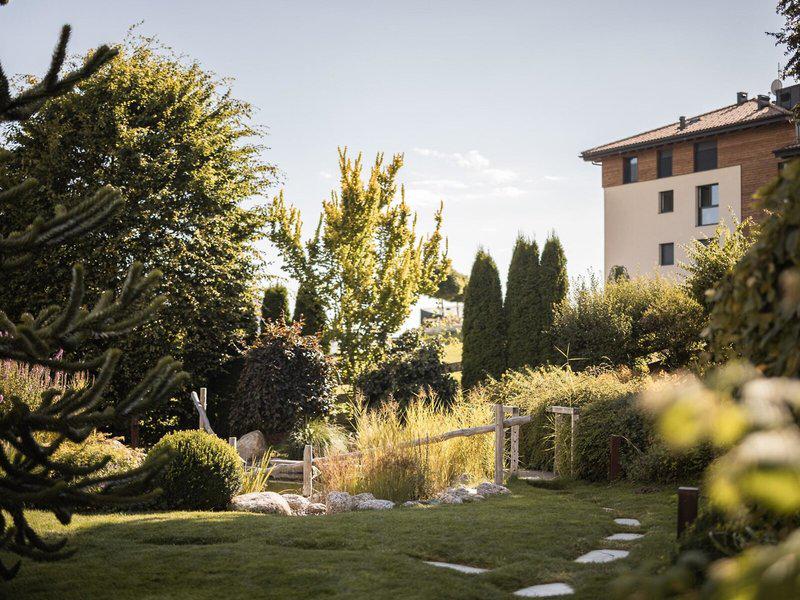 60E0A0F2641E96438343A06509A49783