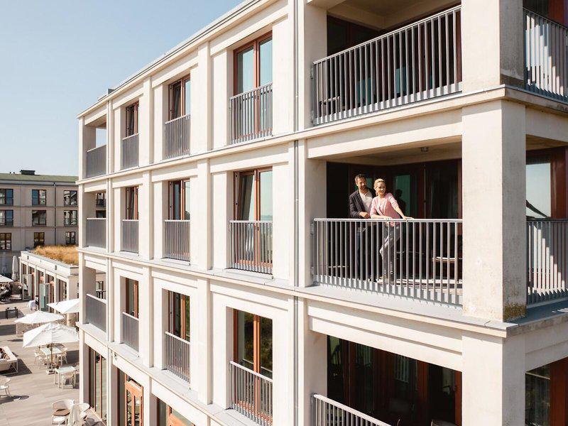 9282C82409516D8A23EF0D4508808565