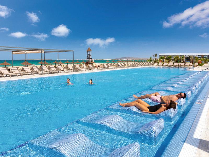 FC11D369CFF788C470FB9EB80BDBB3B0