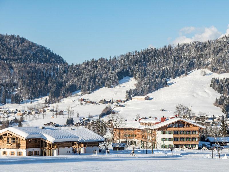 EBF4C474425B2A0C2375185C7449B7AB