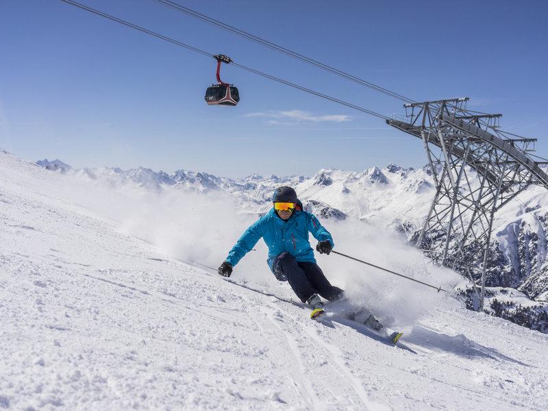 93B63D721CEEC0135C1AF8E94F89620D