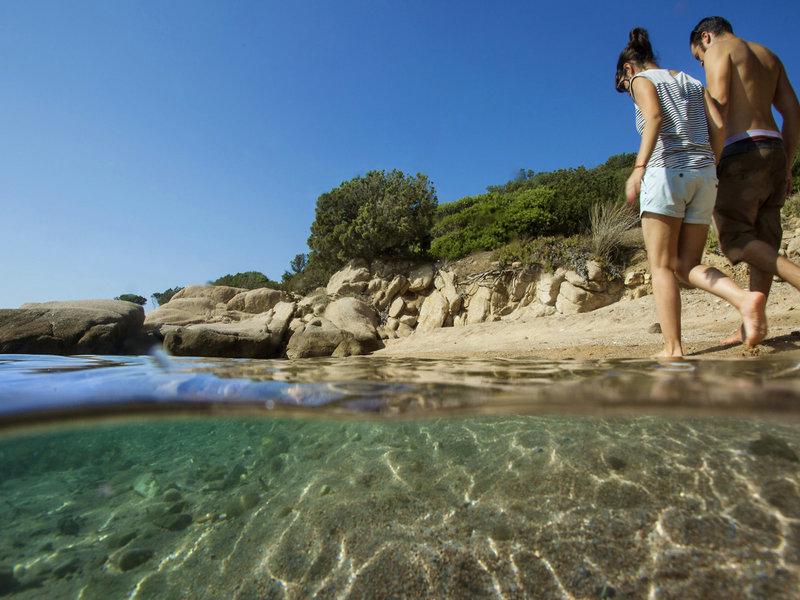 8256C7E3136FFE838D0F3080778301C2