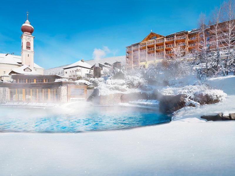 73D5216FF0687FCA42185BB38E5C8E76