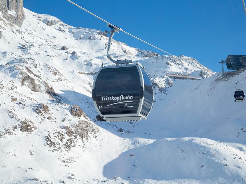 6B0C366733E61D38E072DD77FAB95F4C