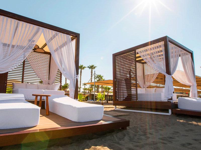 07D7233EBAF7B7672ADE0093D2DB1200