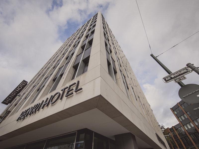 94560A7ABBFB0F34AA35C00C8444143B