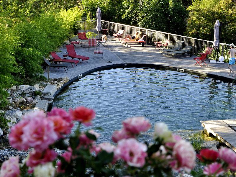 619AF716EB96F4BD5F52CE74743A2429