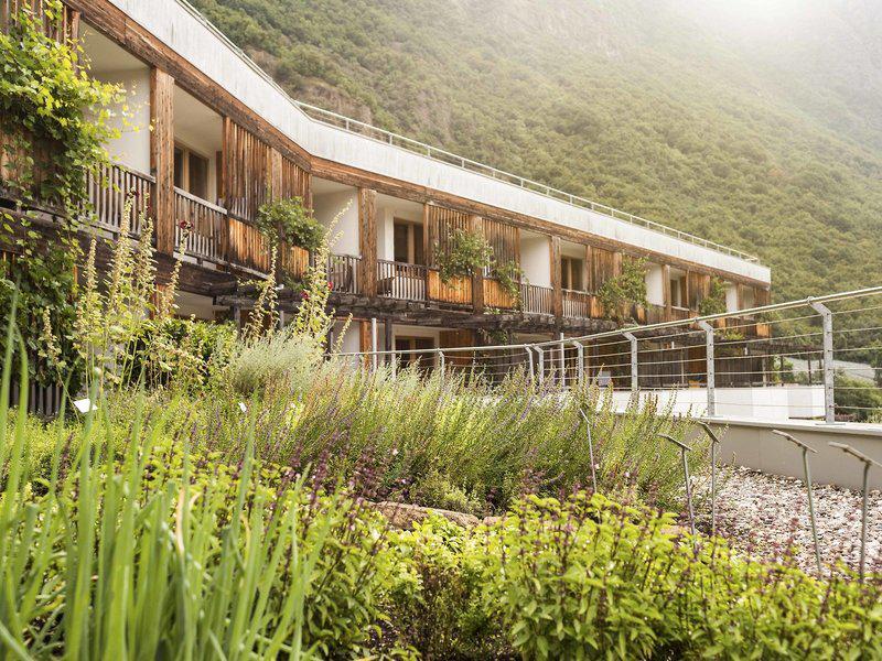 FFE55237FDD8BD95037034882A09BC9C