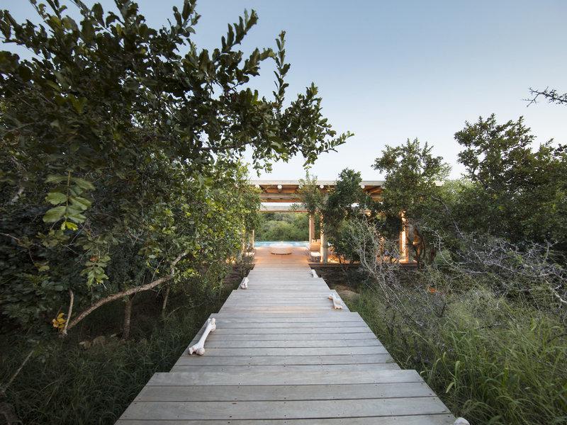 6138D21BB90AD922445504046C0D269C