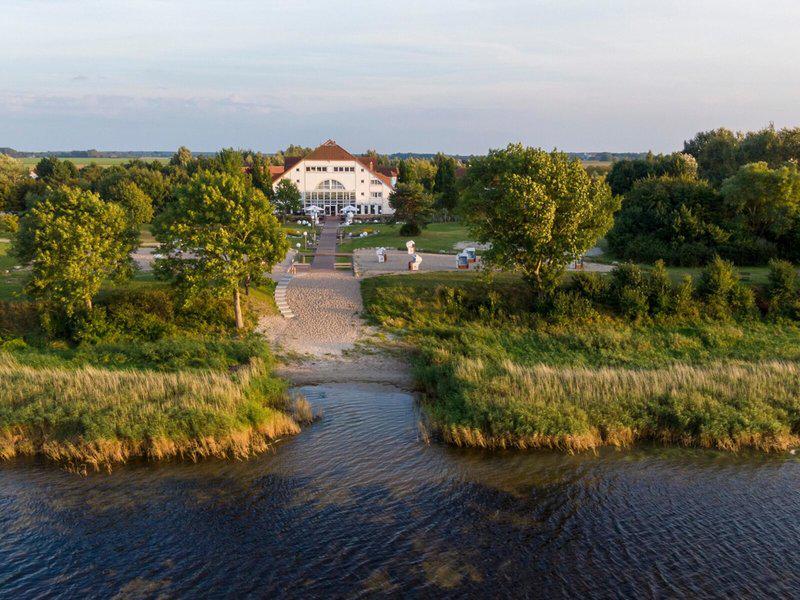 D0105B84EB35208CA19B39D6D87F9002