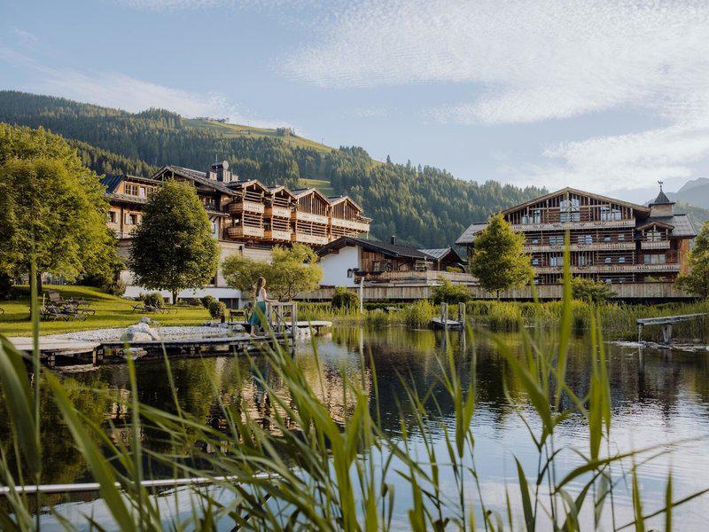 B4CCBEF33C990CE988B31FDF2EEA372E