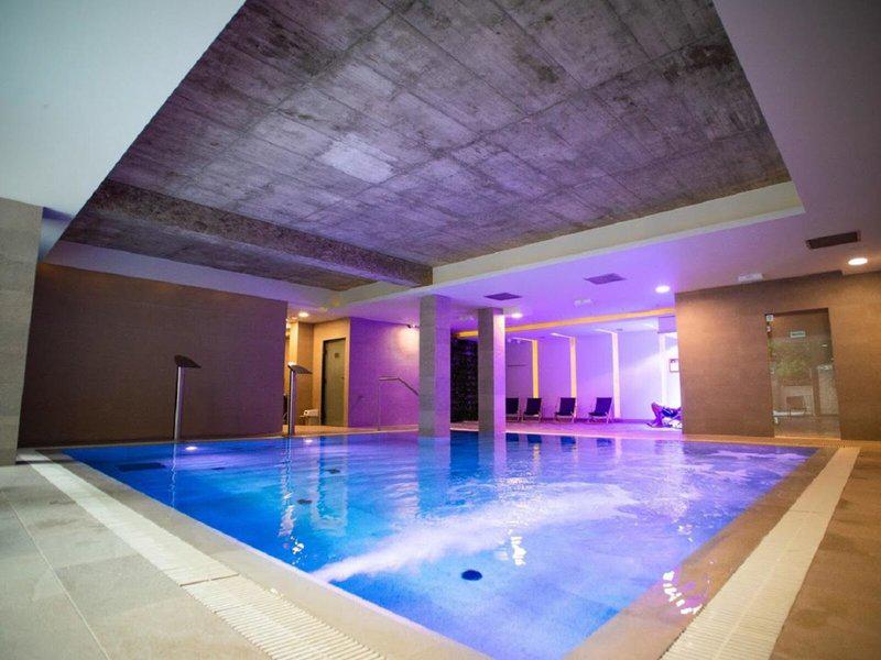 01AF35E06BCB9F24CA8176CCFE7A1A14