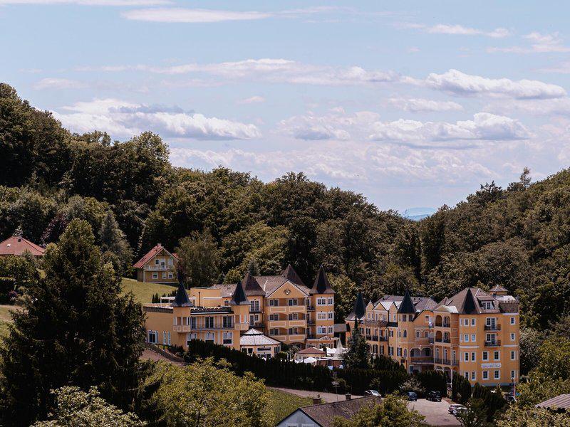 777B26B35AA08E8F9DF51DFE9245F0C4