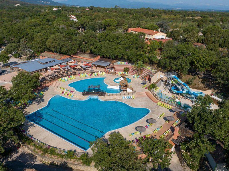 A6AE85D21658FDFF56BF67DAFEC6FF0C