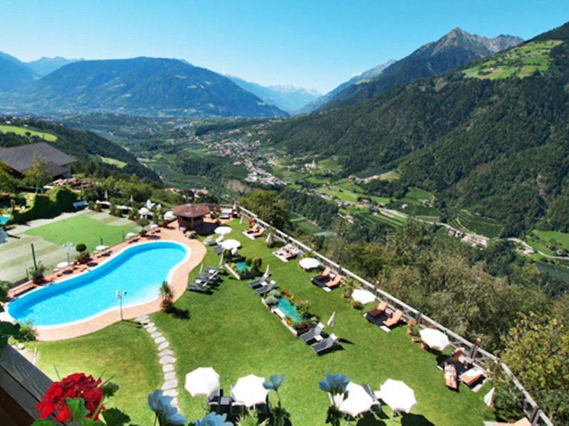 ECB8D9017B5779BB7F359B000A22D833