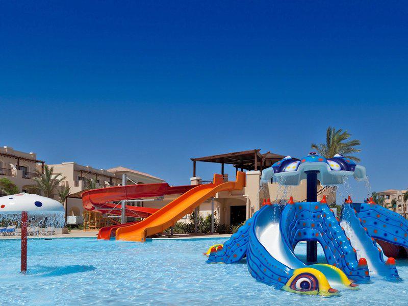 DC87B0A1BA4C2749A37A32D90B4F54AE