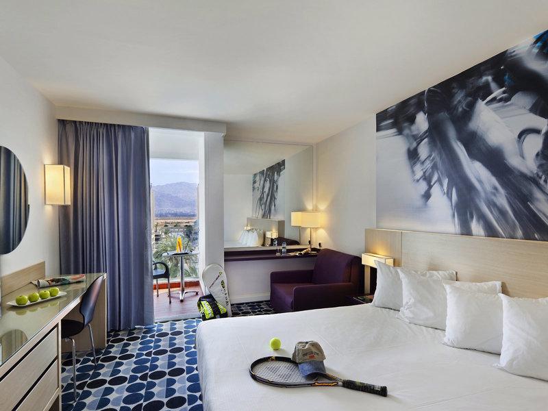 5AC52C8CBC0CDD42D8D0ED12F2AF8DE0