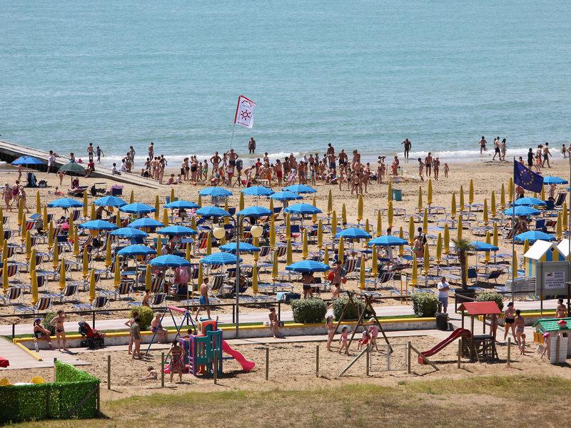 DB869AB54D2BA78FCDFA33F1F825BA26