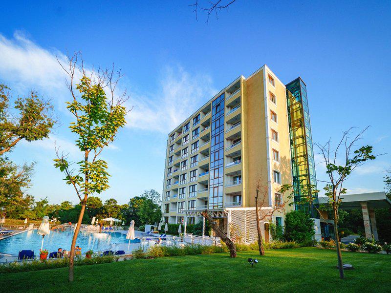 68D2158DF99C3599BFB34169B3956D68