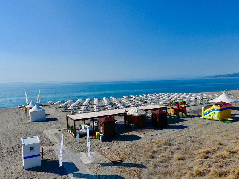 FC7B6FCBDAC34CD7AD4F1172C535C28E