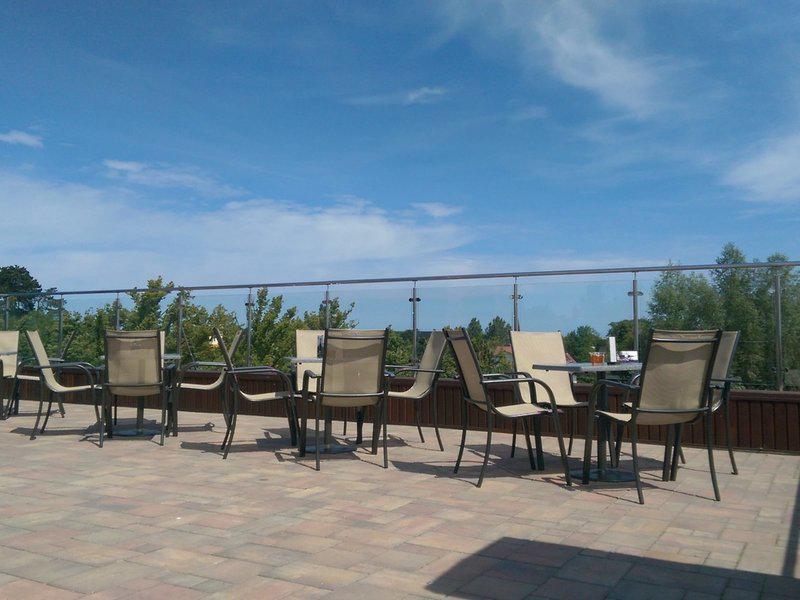 5557078802805B8272DFD469DA67B8F3