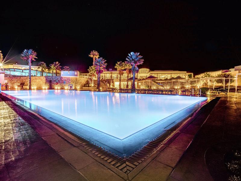 F8F91EC9271E41A194057B245E2F1874