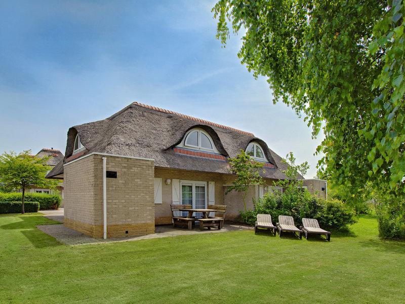 F01F1D0A1DC179A8B349708EA8C4B627