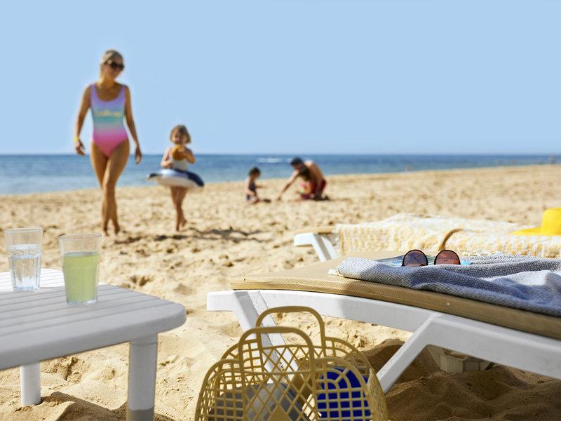 B6561F94965A2380583B6D9248042265