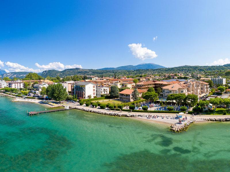 40F1BB93A7B1F921458561AC5A6FC9C3