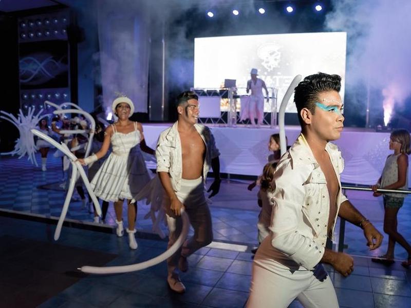 54A4C7D80C92C70B29C585958BF7BDBA