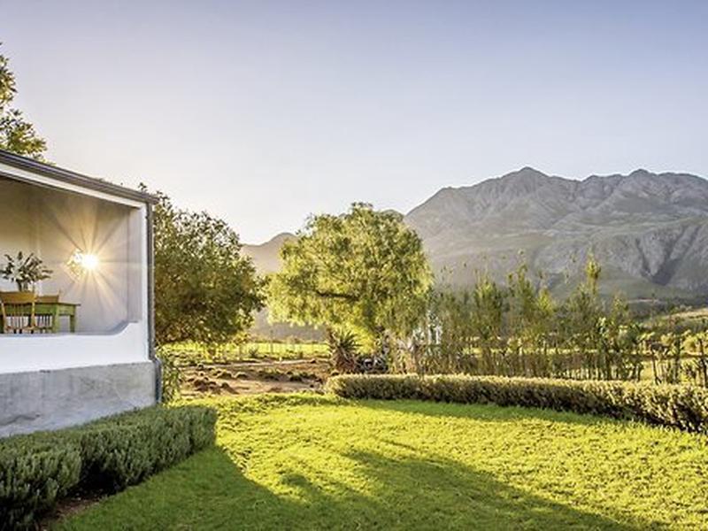 F8B751DAC05737B8BB28772159E00F33