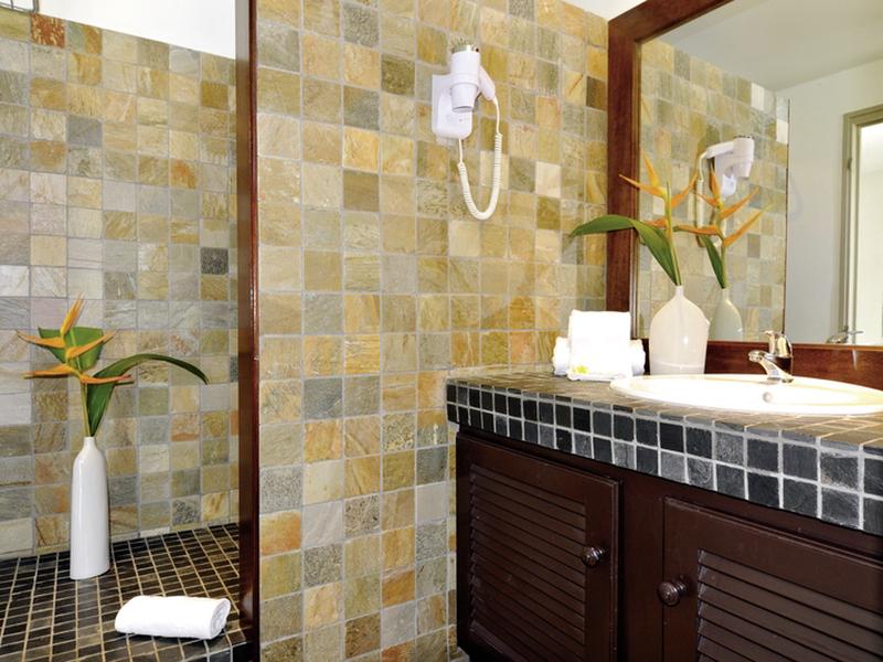 70DD20321FEBCBBAF3F65C9DC26D075C