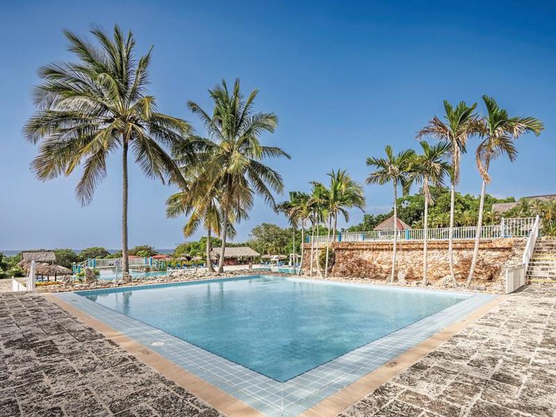 C9409E1D4C4FD4C440C81CF966C8D163