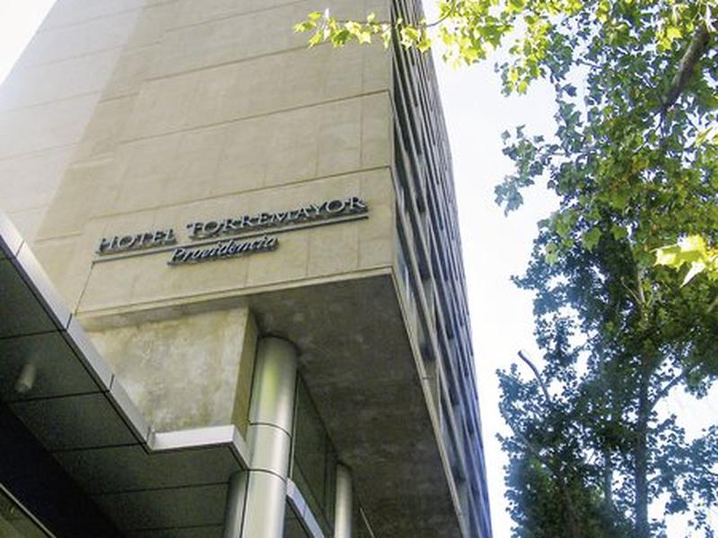 7F4C20D3307505BFEBB58BAACC489D87