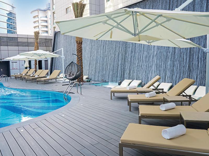 Al Khoory Sky Garden Hotel