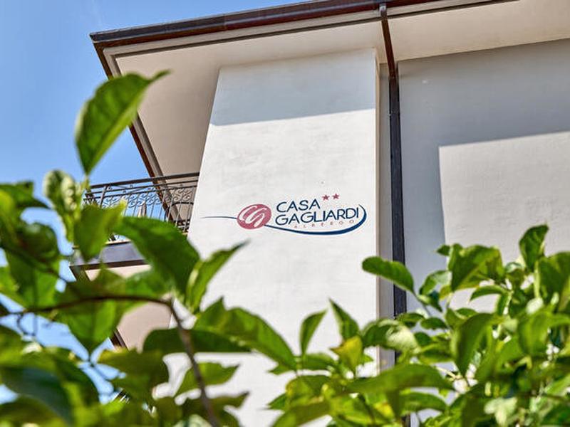 44B7E155AA9838A0B3B367A875411860