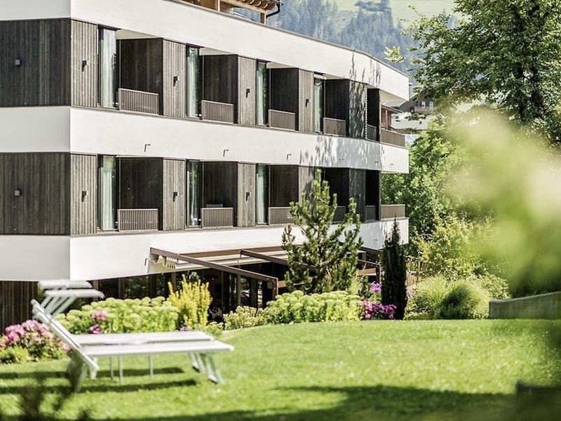 0A90F9A9F1B18C8A522FB43913EE6099