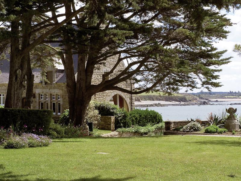 B3F2AEF5520D545A17E17AC1A6D203E2