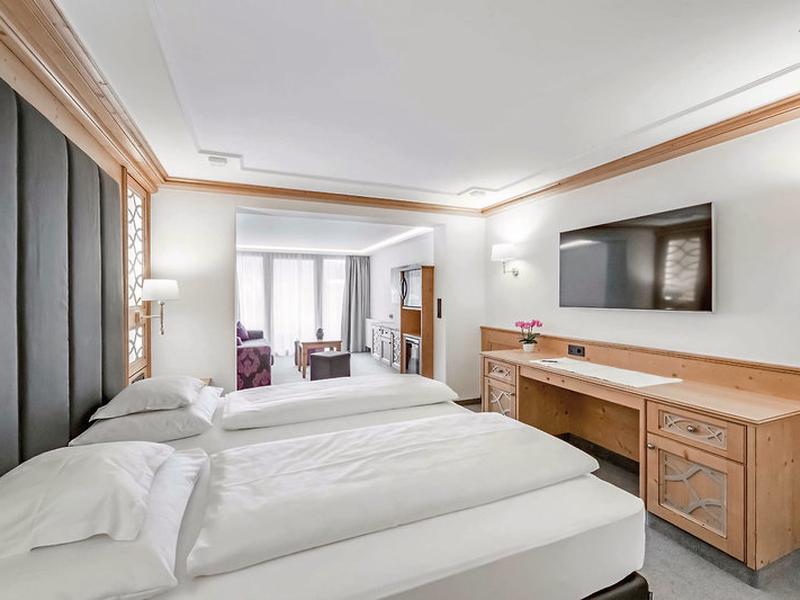 6E20D003C864D14287D1308BF61B494E