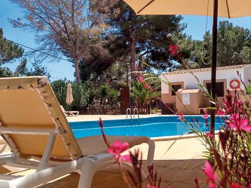 0A9760CE6B5F3E6A440A85E9E05806F7