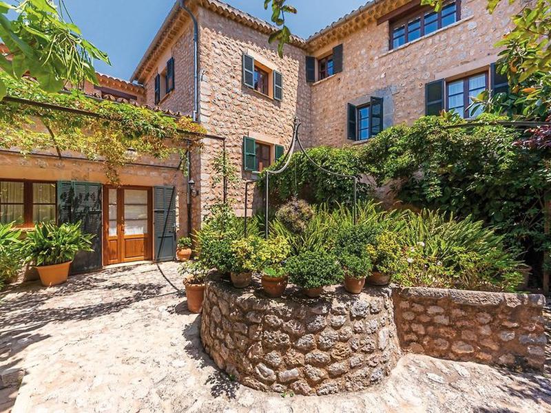 F8D3DDE877D7FF4DC75D2AD83EE91D7A